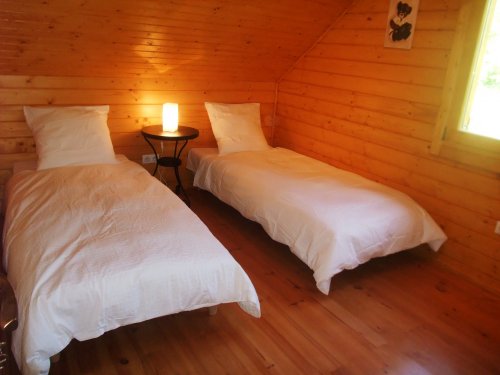 Gîte Gîte Le Chalet du Berger, en pleine nature au milieu des montagnes.